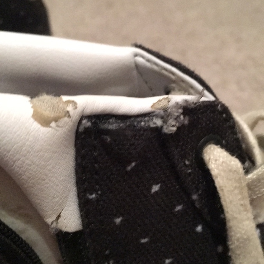 Customized Nike’s - Picture 3 of 3